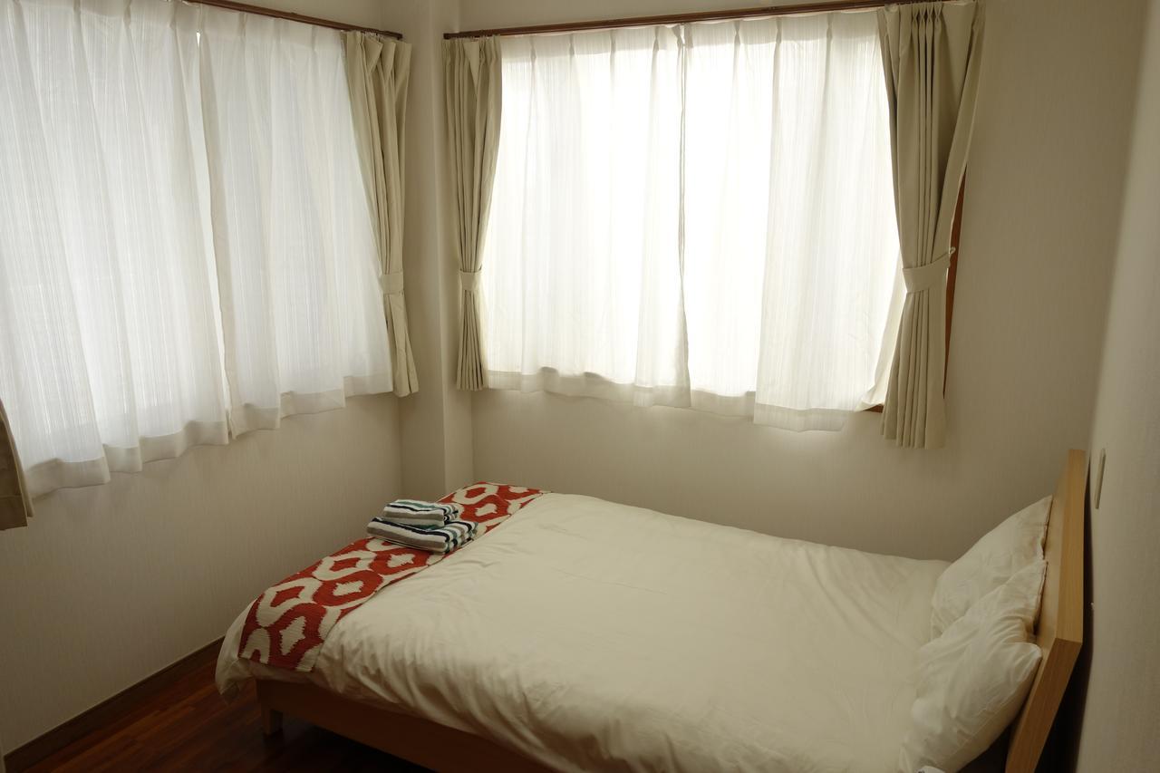 Ferienwohnung Okinawa Naha Rakuraku House Exterior foto